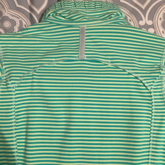 Lululemon Pullover - Picture 5 of 6